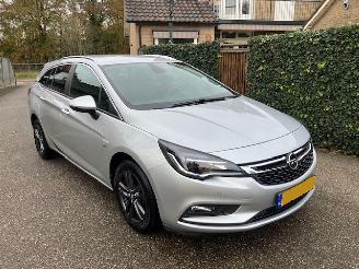 Schade brommobiel Opel Astra 1.0 Turbo 120 Jaar Edition 105 PK 66834 KM NAP !! 2019/7