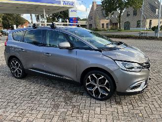 škoda strojů Renault Grand-scenic 1.3 - 103 Kw automaat 2021/4