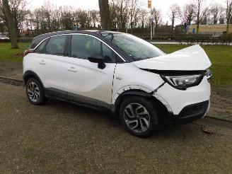 Schade machine Opel Crossland X 1.2 2017/8