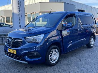 Schade caravan Opel Combo 1.5D 75 KW L2H1 Edition 2020/11