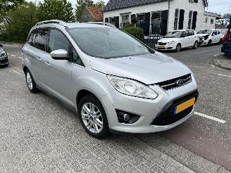 damaged commercial vehicles Ford Grand C-Max 1.0 Ti VCT Ecoboost Titanium 2013/9