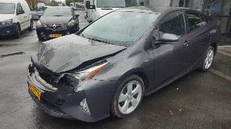 dañado vehículos comerciales Toyota Prius 1.8 Executive 2019/2