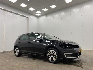 Schade bestelwagen Volkswagen e-Golf DSG 100kw 5-drs Navi Clima 2019/7