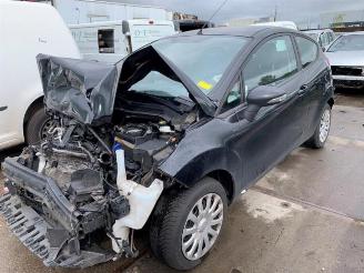 uszkodzony samochody ciężarowe Ford Fiesta Fiesta 6 (JA8), Hatchback, 2008 / 2017 1.0 Ti-VCT 12V 65 2013/2