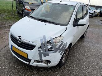 uszkodzony maszyny Opel Agila  2013/9