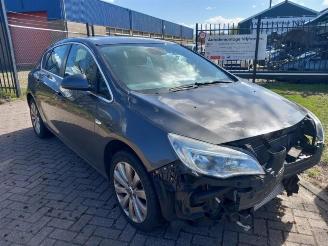 uszkodzony inne Opel Astra Astra J (PC6/PD6/PE6/PF6), Hatchback 5-drs, 2009 / 2015 1.4 Turbo 16V 2011/11
