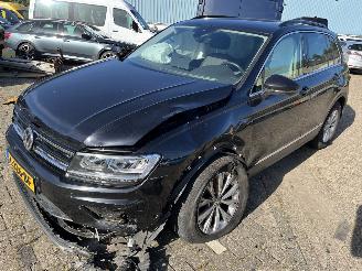 uszkodzony inne Volkswagen Tiguan 1.5 TSI Highline  Automaat 2020/8