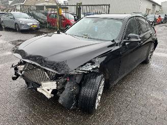uszkodzony kampingi BMW 3-serie 320 D Sedan Automaat 2015/2