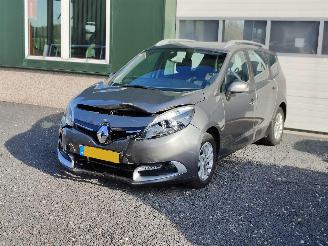 Schade vrachtwagen Renault Grand-scenic 1.2 TCe 96kw  7 persoons Clima Navi Cruise 2014/3