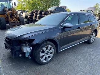 uszkodzony samochody osobowe Volkswagen Passat Passat Alltrack (3G5), Combi, 2015 2.0 TDI BiTurbo 16V 4Motion 2017/1