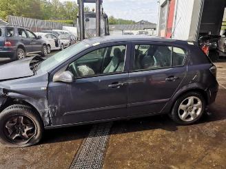 uszkodzony samochody osobowe Opel Astra Astra H (L48), Hatchback 5-drs, 2004 / 2014 1.4 16V Twinport 2008/5