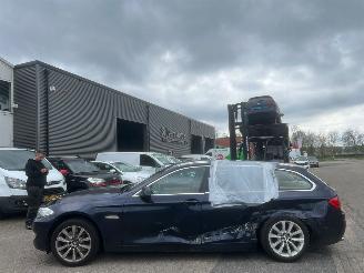 krockskadad bil camper BMW 5-serie Touring 528i AUTOMAAT High Executive BJ 2012 179644 KM 2012/1
