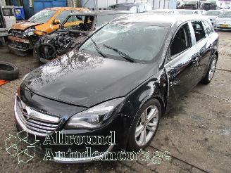 uszkodzony samochody osobowe Opel Insignia Insignia Sports Tourer Combi 2.0 CDTI 16V 120 ecoFLEX (A20DTE(Euro 5))=
 [88kW]  (03-2012/06-2015) 2014/1