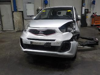 uszkodzony samochody osobowe Kia Picanto Picanto (TA) Hatchback 1.0 12V (G3LA) [51kW]  (05-2011/06-2017) 2011/1