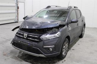 dañado vehículos comerciales Dacia Sandero  2022/11