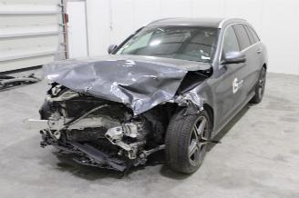 dañado vehículos comerciales Mercedes C-klasse C 220 2018/11
