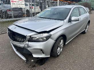 Unfall Kfz Wohnwagen Mercedes A-klasse  2017/1