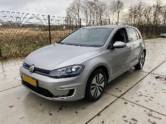 damaged commercial vehicles Volkswagen e-Golf 100 kWh -LED-NAVI-PDC 2019/1
